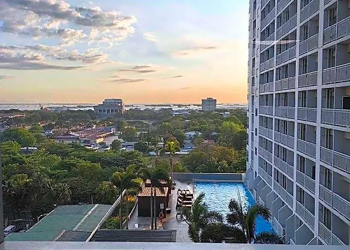 Near Moa Naia, Ccp &must Places W/a View Manille