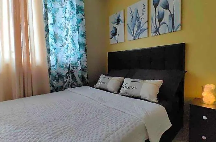 Near Moa Naia, Ccp &must Places W/a View 4*