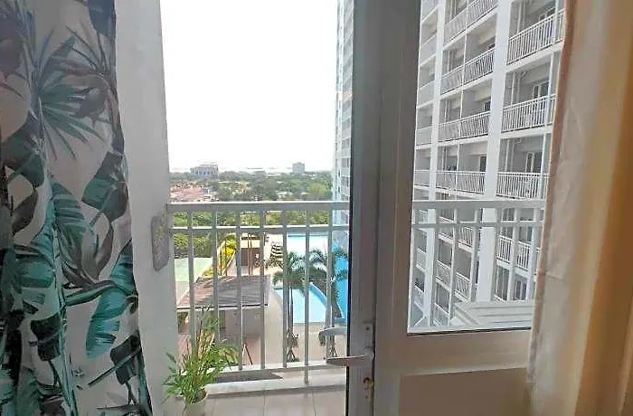Hotel Near Moa Naia, Ccp &must Places W/a View Manille